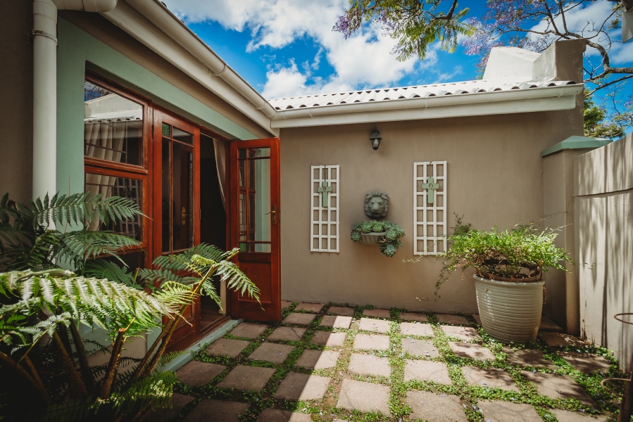 4 Bedroom Property for Sale in Fernridge Western Cape